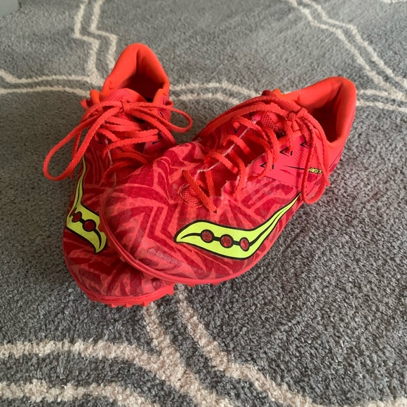 saucony racing flats womens